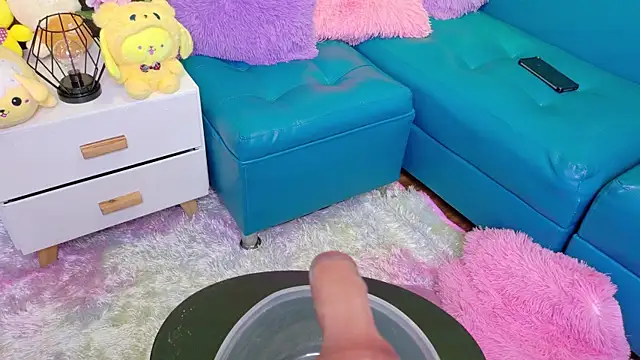 Giaa rossi online show from January 6, 2:10 pm