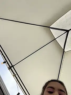 Snapshot of Natalia_vidal chatting on November 25, 1:22 pm Natalia vidal online show from November 25, 1:22 pm