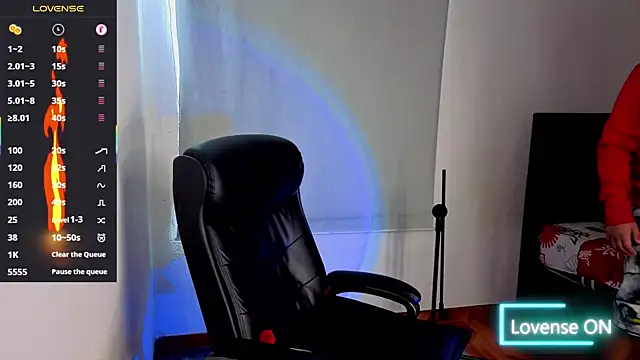 Ernesto-Rodriguez82 online show from November 8, 2:50 pm