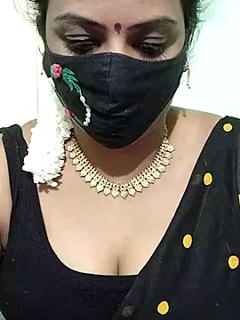 Snapshot of yoga-mithraa chatting on September 24, 8:17 am yoga-mithraa online show from September 24, 8:17 am