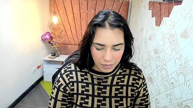 Lia Blake  online show from December 18, 12:33 pm