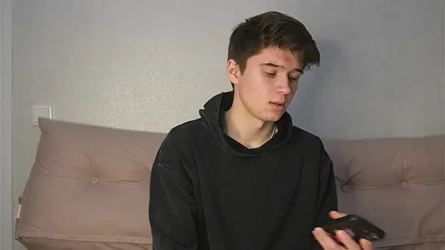 SherlockMax online show from October 24, 7:32 pm