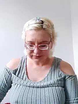 VikaKing online show from September 30, 8:52 am