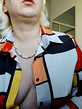 VikaKing online show from November 22, 10:47 am