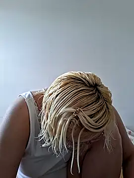 VikaKing online show from December 1, 11:15 am