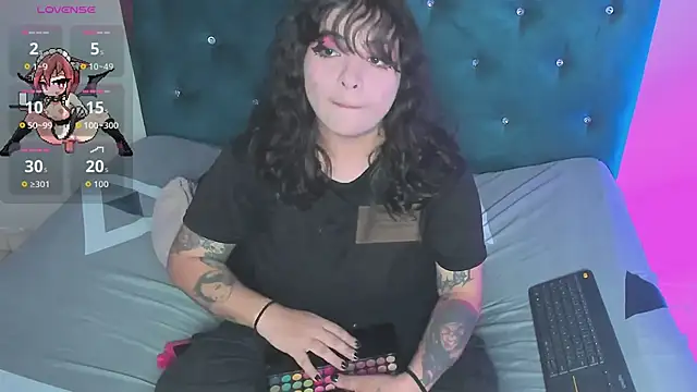 keith cute online show from February 25, 6:50 pm