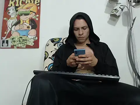 Thomasjons  online show from October 19, 11:16 pm