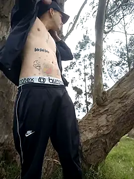 Thomasjons  online show from November 26, 2:40 pm