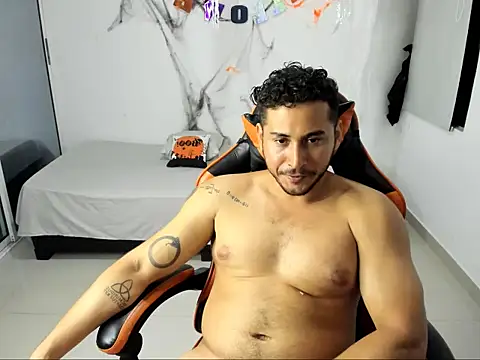 Snapshot of ashlan_king chatting on November 2, 3:09 am ashlan king online show from November 2, 3:09 am