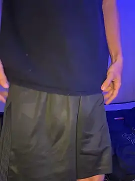 Snapshot of axel_davis_ chatting on September 18, 8:44 pm axel davis online show from September 18, 8:44 pm