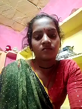 Snapshot of Hot_bbbb chatting on October 6, 2:36 pm Hot bbbb online show from October 6, 2:36 pm