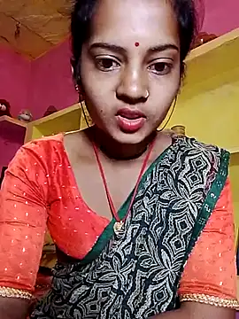 Snapshot of Hot_bbbb chatting on November 20, 8:08 pm Hot bbbb online show from November 20, 8:08 pm