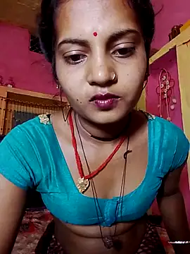 Snapshot of Hot_bbbb chatting on April 22, 7:26 pm Hot bbbb online show from April 22, 7:26 pm