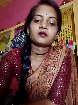 Snapshot of Hot_bbbb chatting on April 25, 3:53 pm Hot bbbb online show from April 25, 3:53 pm
