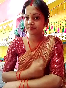 Snapshot of Hot_bbbb chatting on April 29, 5:22 am Hot bbbb online show from April 29, 5:22 am