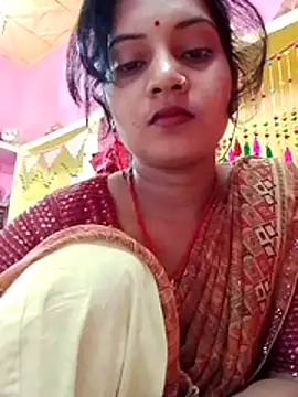 Snapshot of Hot_bbbb chatting on May 1, 4:17 am Hot bbbb online show from May 1, 4:17 am