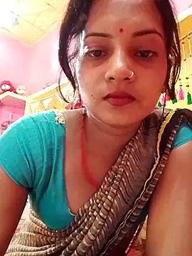 Snapshot of Hot_bbbb chatting on May 12, 3:58 am Hot bbbb online show from May 12, 3:58 am