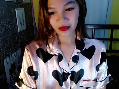 gorgeouswella online show from June 4, 7:20 pm