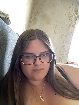 Snapshot of CurvyPaar2 chatting on May 24, 1:38 pm CurvyPaar2 online show from May 24, 1:38 pm