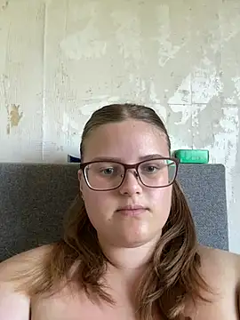 Snapshot of CurvyPaar2 chatting on June 26, 1:48 pm CurvyPaar2 online show from June 26, 1:48 pm