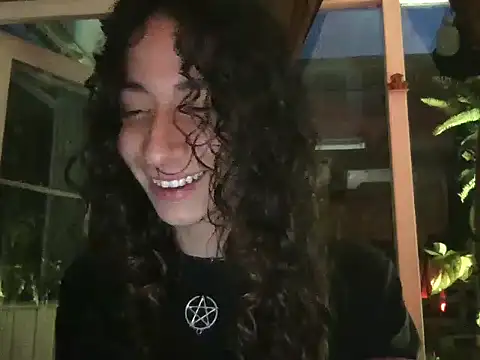 Snapshot of camille_delrey chatting on September 15, 11:16 pm camille delrey online show from September 15, 11:16 pm