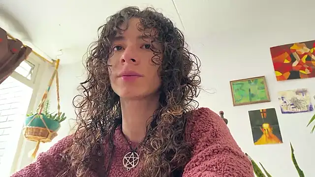 Snapshot of camille_delrey chatting on November 13, 4:06 pm camille delrey online show from November 13, 4:06 pm