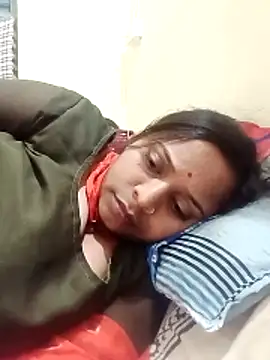 Hot crety online show from March 5, 4:47 pm