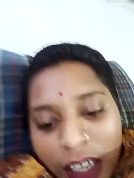 Hot crety online show from June 20, 8:39 am