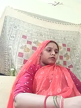 Hot crety online show from July 21, 1:24 pm