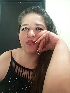 Snapshot of Daphne_girlsex chatting on April 14, 3:34 am Daphne girlsex online show from April 14, 3:34 am