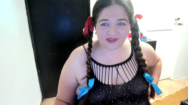 Snapshot of Daphne_girlsex chatting on April 28, 4:23 pm Daphne girlsex online show from April 28, 4:23 pm