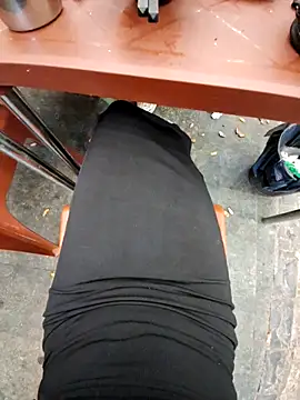 meomeocute online show from December 20, 1:29 pm