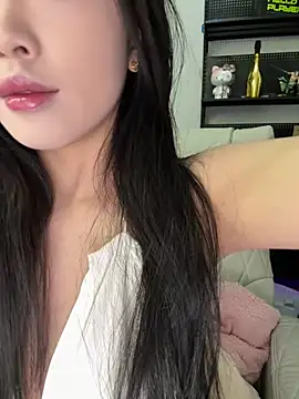 tuzi5201314 online show from December 21, 3:30 pm