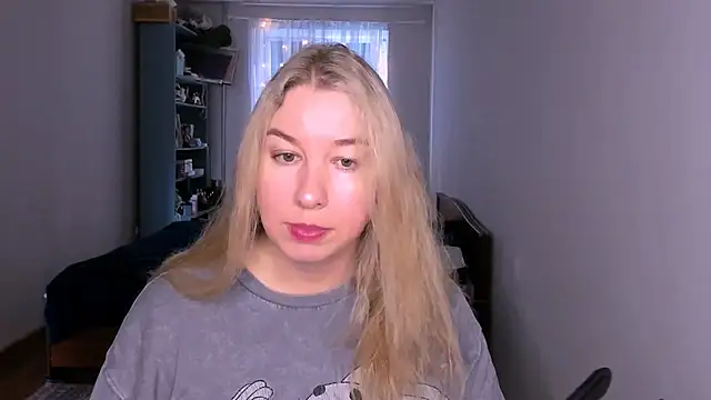 NancySanders online show from April 26, 7:17 am