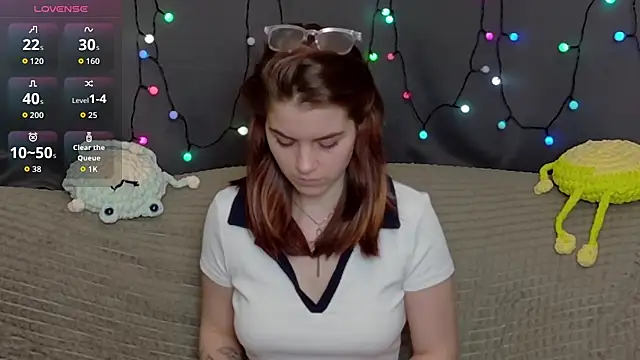 ElzaBlis online show from December 17, 2:45 pm