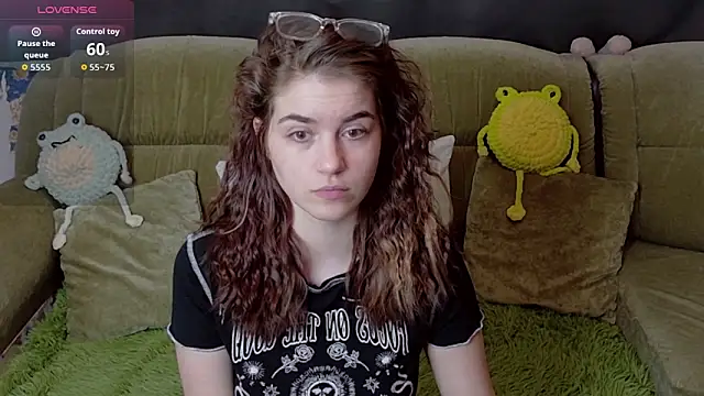 ElzaBlis online show from February 4, 1:17 pm