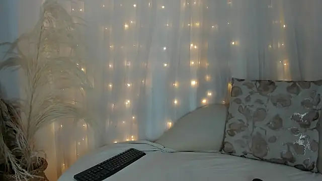 Snapshot of arianna_cox__ chatting on September 19, 7:58 pm arianna cox online show from September 19, 7:58 pm