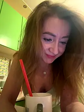 MarinaDiva11 74 online show from October 25, 8:25 pm