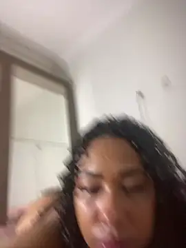 Snapshot of jhennyfer chatting on March 17, 5:33 am jhennyfer online show from March 17, 5:33 am