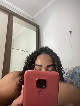 Snapshot of jhennyfer chatting on March 23, 5:22 am jhennyfer online show from March 23, 5:22 am