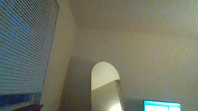 Snapshot of TharealBunn chatting on April 7, 12:44 am TharealBunn online show from April 7, 12:44 am