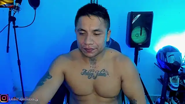 zeus 7777 online show from February 15, 9:55 pm