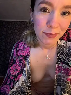 Snapshot of BritgetPsychol chatting on October 9, 1:47 am BritgetPsychol online show from October 9, 1:47 am