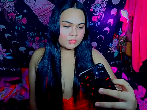 YourThicc bella online show from May 16, 10:01 am