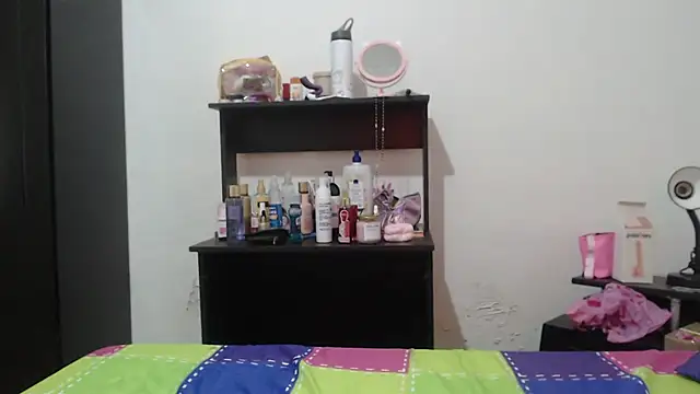 nathaly jones  online show from July 16, 12:22 pm