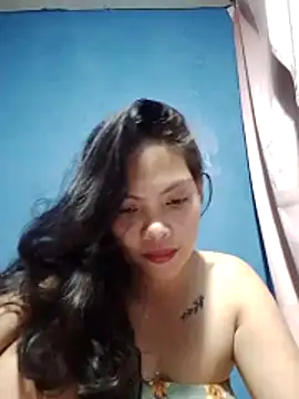 Snapshot of missluvv chatting on March 13, 1:18 pm missluvv online show from March 13, 1:18 pm