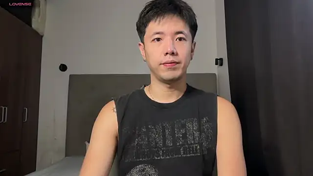 Addictiveboi online show from May 13, 1:14 am