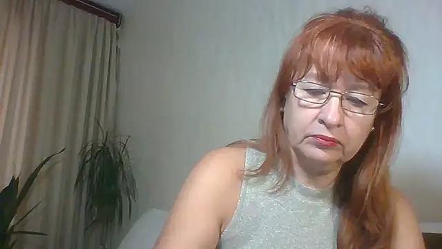 Snapshot of Marellaa chatting on November 17, 6:52 am Marellaa online show from November 17, 6:52 am