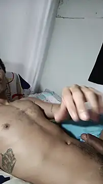 Snapshot of RuiMaddoox chatting on November 5, 5:46 pm RuiMaddoox online show from November 5, 5:46 pm