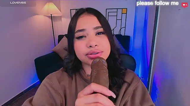 nicemiiaa7  online show from March 11, 12:55 pm